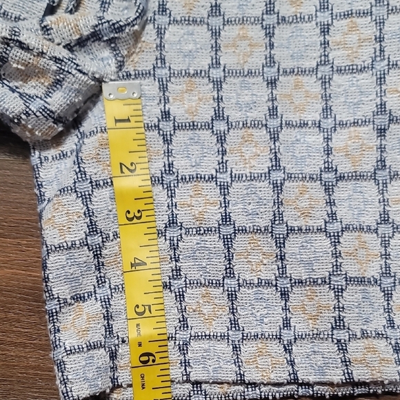 Rowm Stylish Men's Patterned Shorts in Gray and Tan - Picture 6 of 10